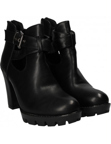 Botine cu toc inalt si platforma