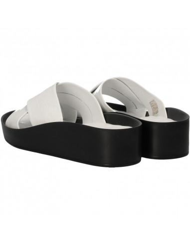 Saboti fashion, albi, piele naturala