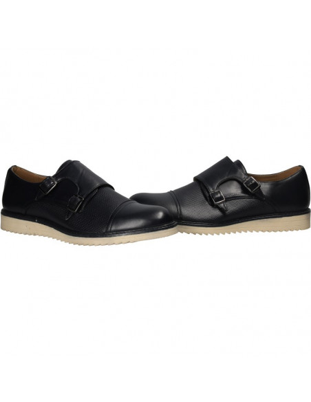 Pantofi barbatesti, in stil urban