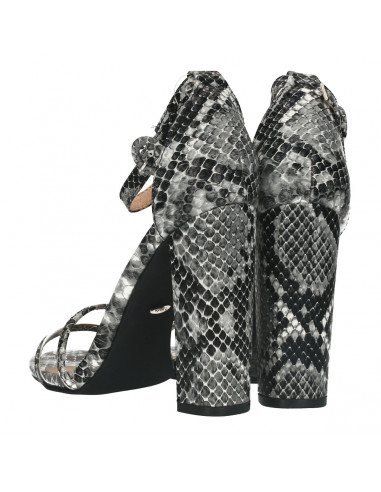 Sandale trendy, cu toc inalt block