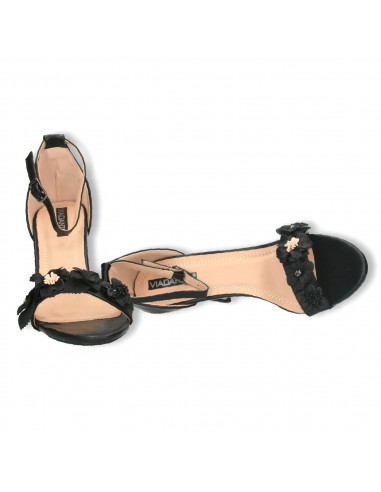 Sandale negre simple, cu decor flori
