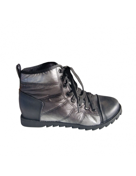 Pantofi dama cu perforatii, negri - W302